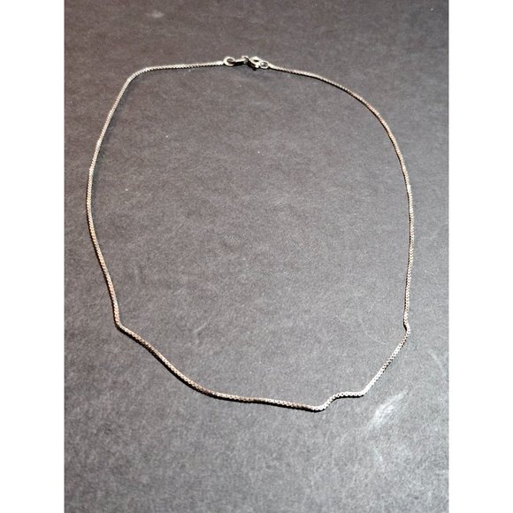 **Final Sale** Italian sterling silver box chain necklace - Picture 4 of 11